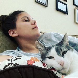 Meet your Posher, Cami